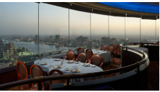 المطعم الدوار