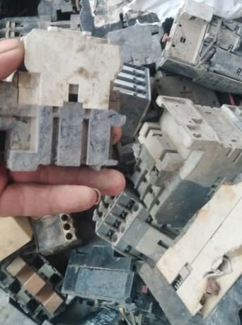 كونكتر كبير او صغير تالف