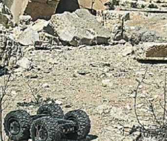 ابتكار روبوت لإزالة الألغام مزود بشحنة ممتدة متعددة الخيوط