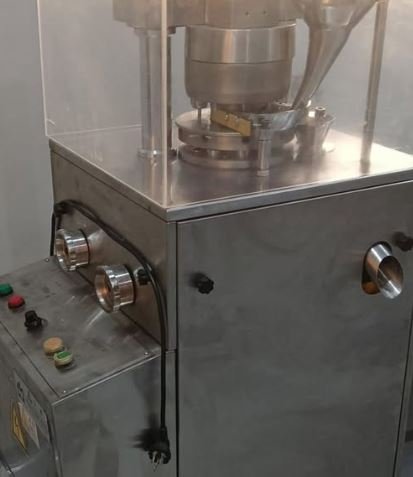 ماكينه كبس اقراص