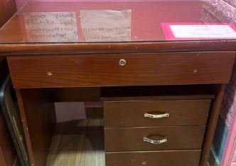 مكتب مستعمل عموله