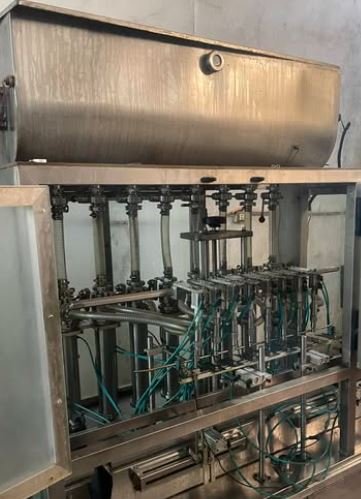 ماكينة تعبئة سوائل صيني